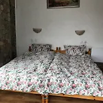 Case de vacanță лилянината къща Kalofer