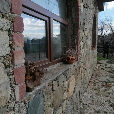 лилянината къща *